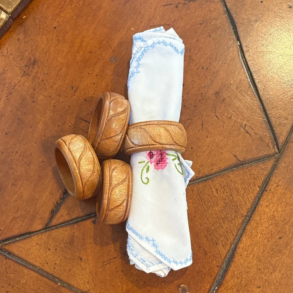 Napkin Rings Wooden Woven Design set of 4